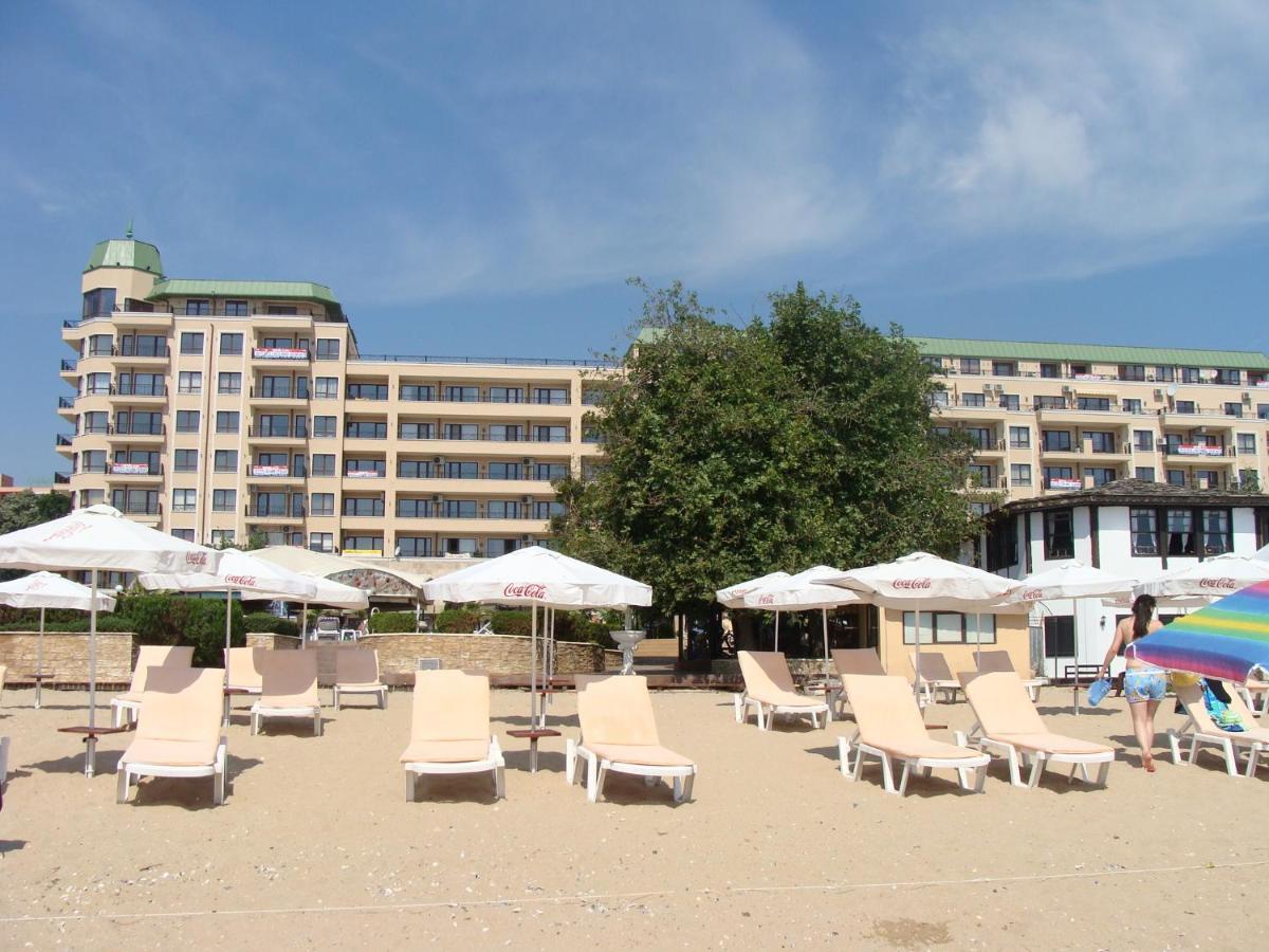Admiral Apartments Zlatni pjasătsi Rom bilde