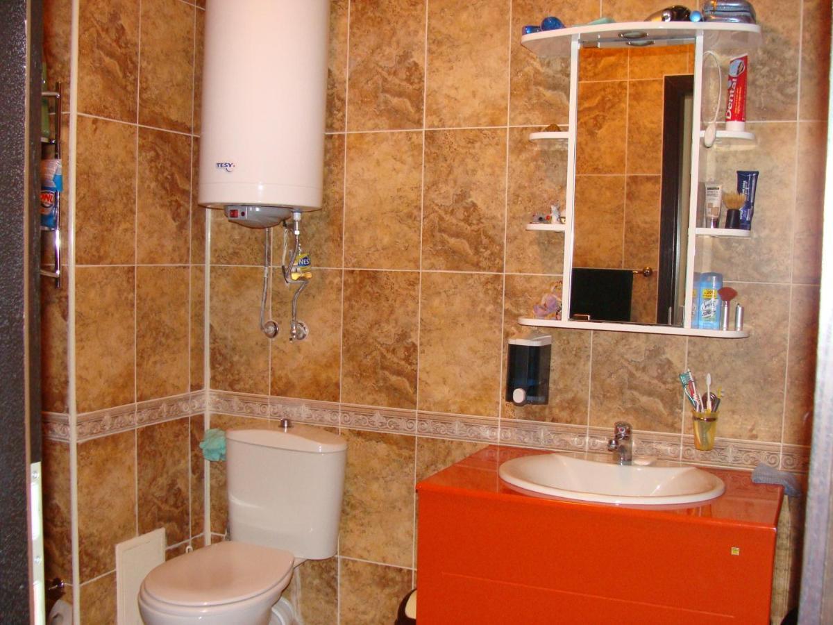 Admiral Apartments Zlatni pjasătsi Rom bilde