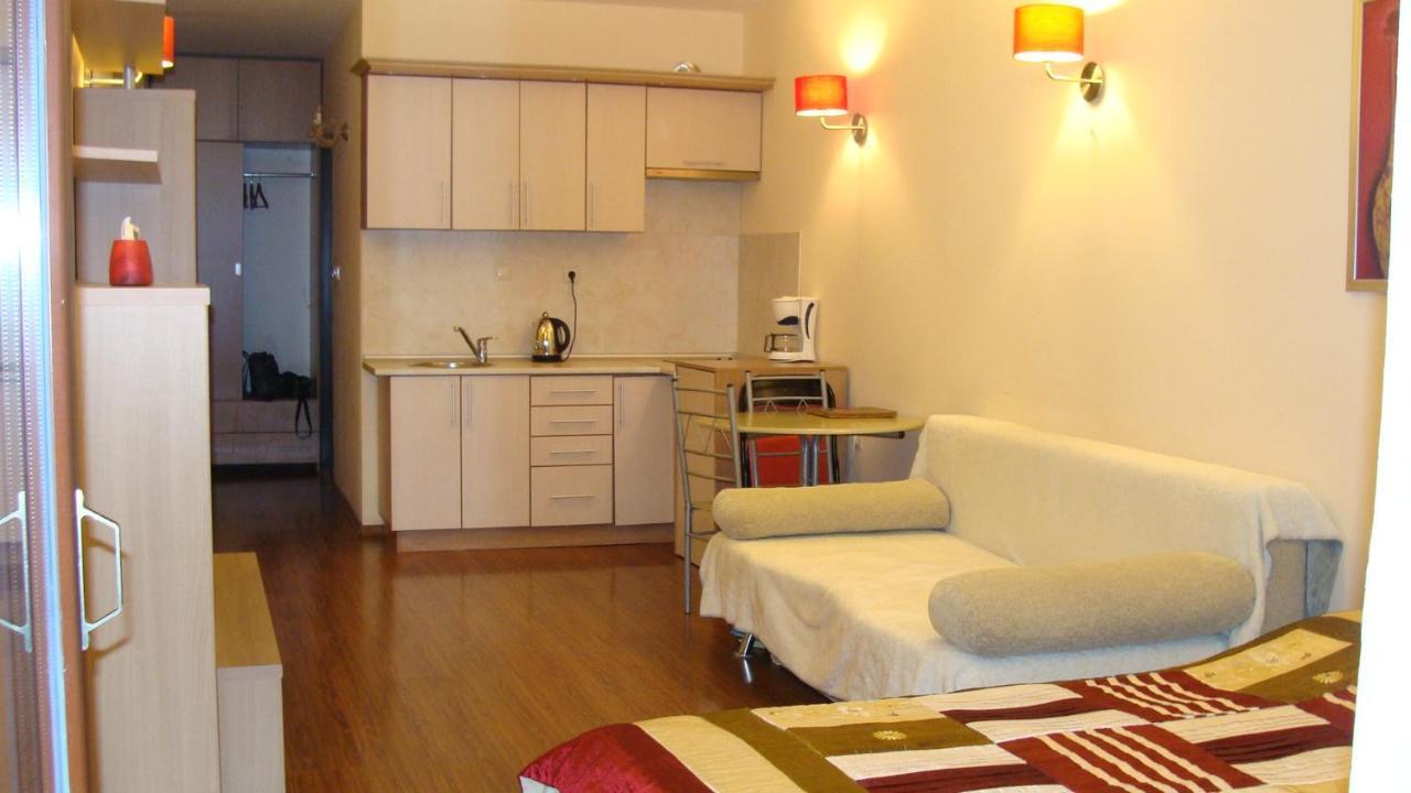 Admiral Apartments Zlatni pjasătsi Eksteriør bilde