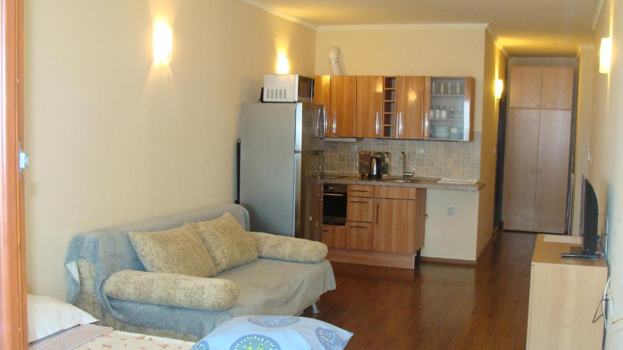 Admiral Apartments Zlatni pjasătsi Eksteriør bilde
